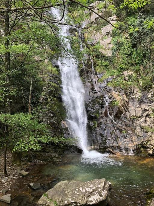 Maison rurale au cœur des Cévennes Ardéchoises Dompnac Esterno foto