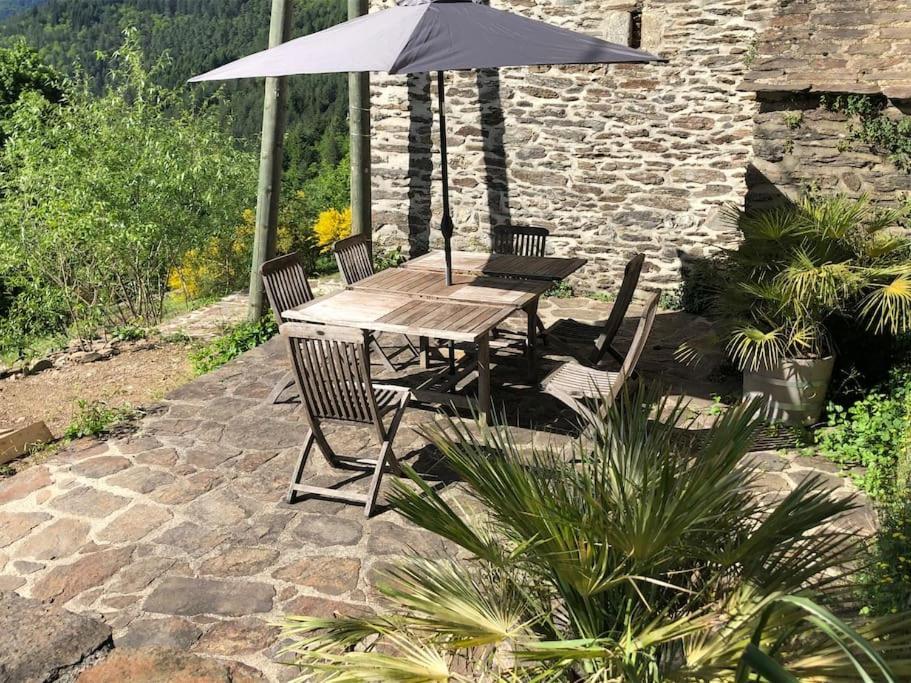 Maison rurale au cœur des Cévennes Ardéchoises Dompnac Esterno foto