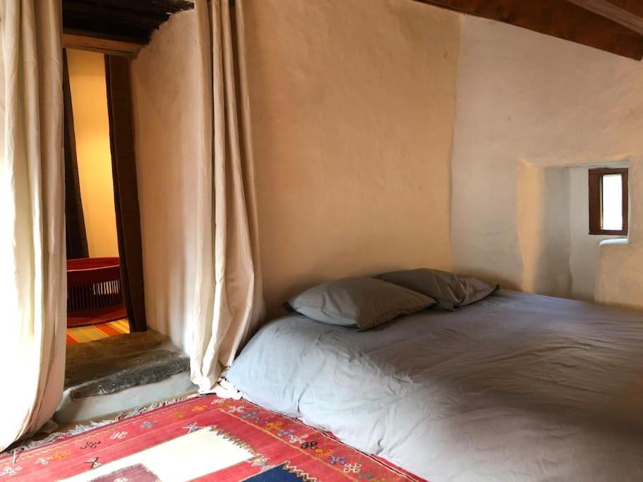Maison rurale au cœur des Cévennes Ardéchoises Dompnac Esterno foto